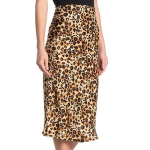 Leopard midi skirt